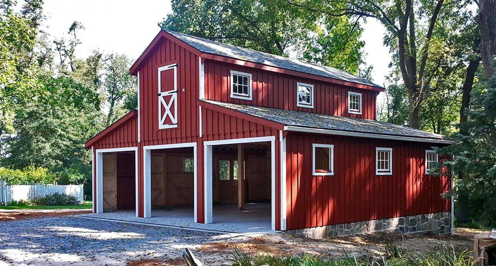 Classic Red Barn Garage
1