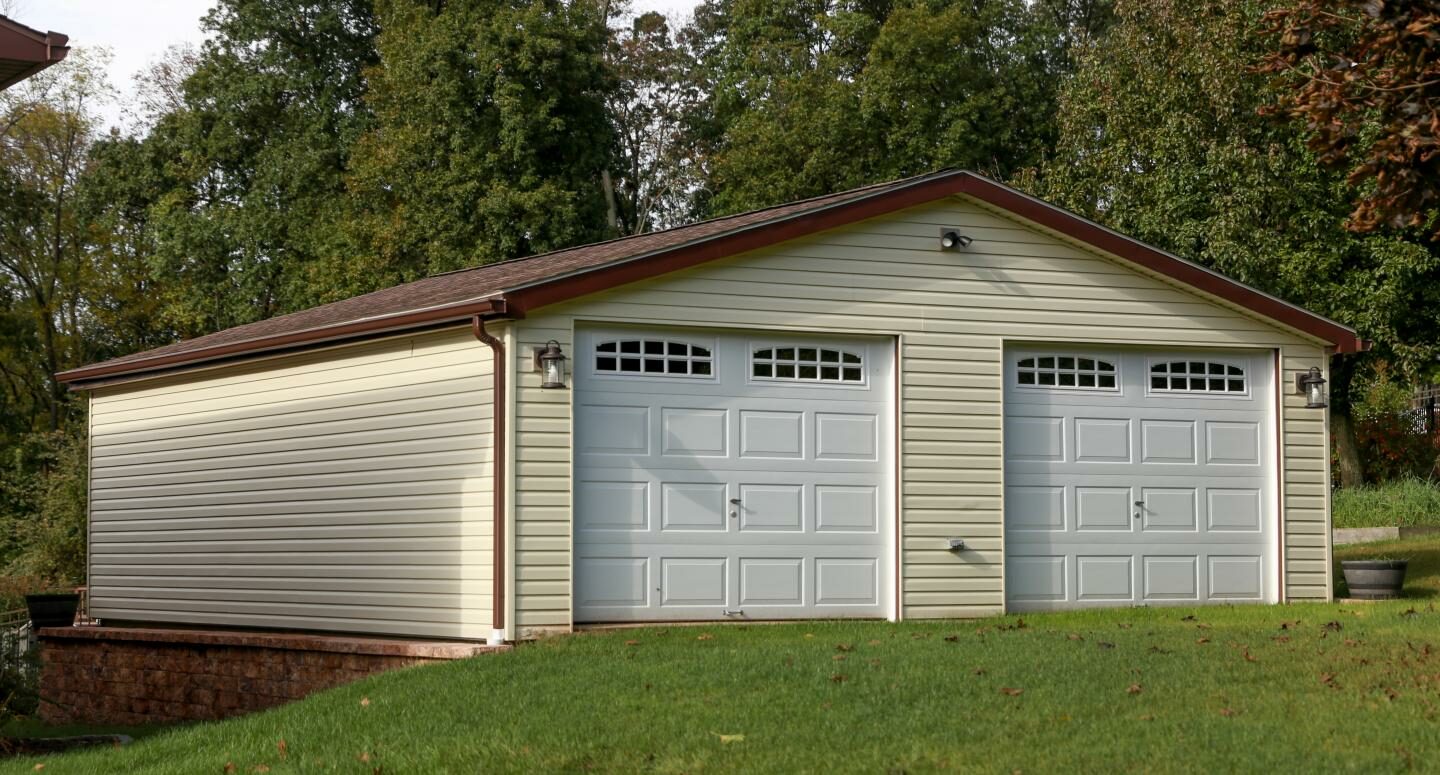 DOUBLE WIDE GARAGE