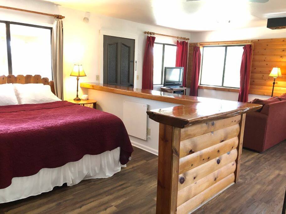 Guest Suite with Bathroom and Kitchenette