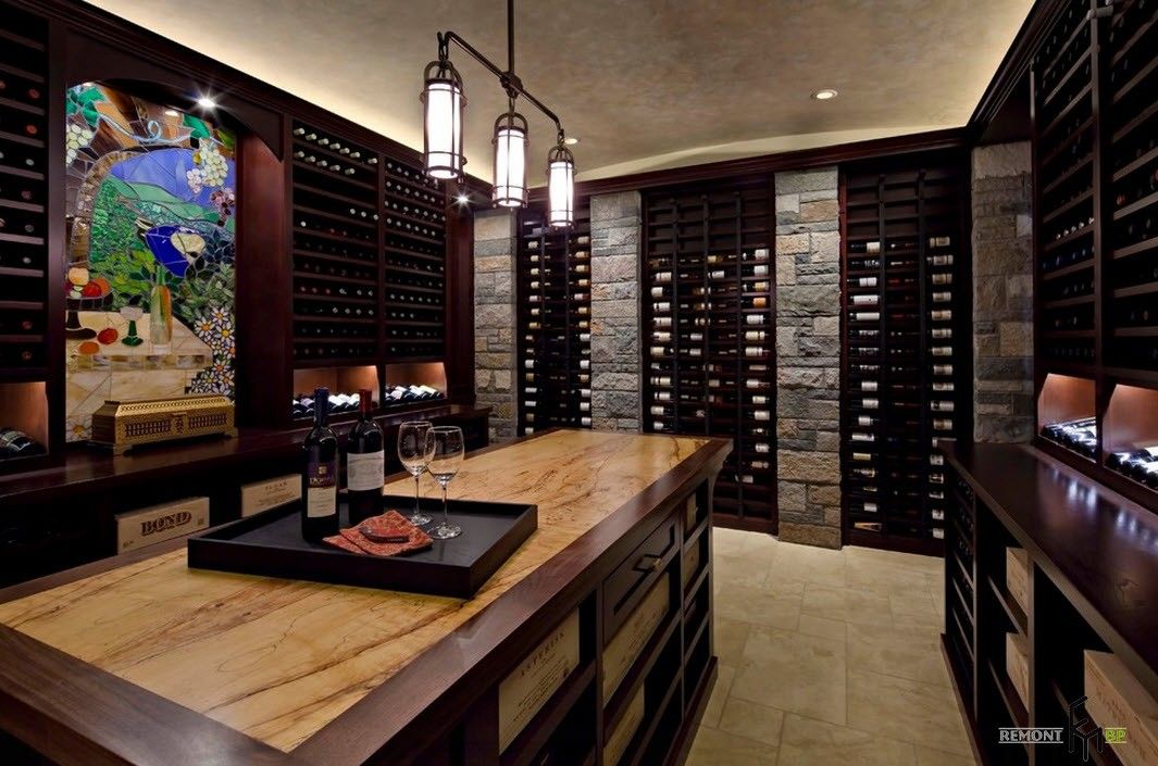 Wine Cellar and Tasting Lounge